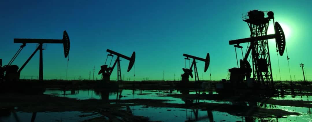 Kto odkrył ropę naftową? Niezwykła historia Edwina Drake'a i jego wpływ na przemysł