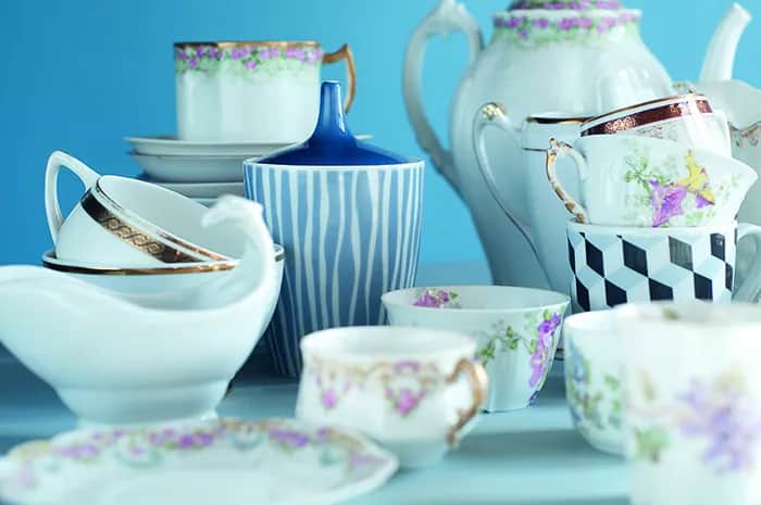 Kto wynalazł porcelanę? Odkryj tajemnice jej powstania i historii