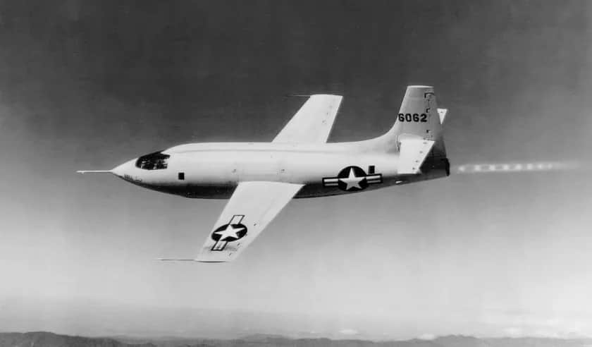 Kto wynalazł samolot i jak zmienił historię lotnictwa?