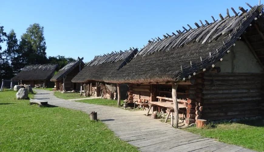 Osady słowiańskie w Polsce: historia i archeologia, które zaskakują